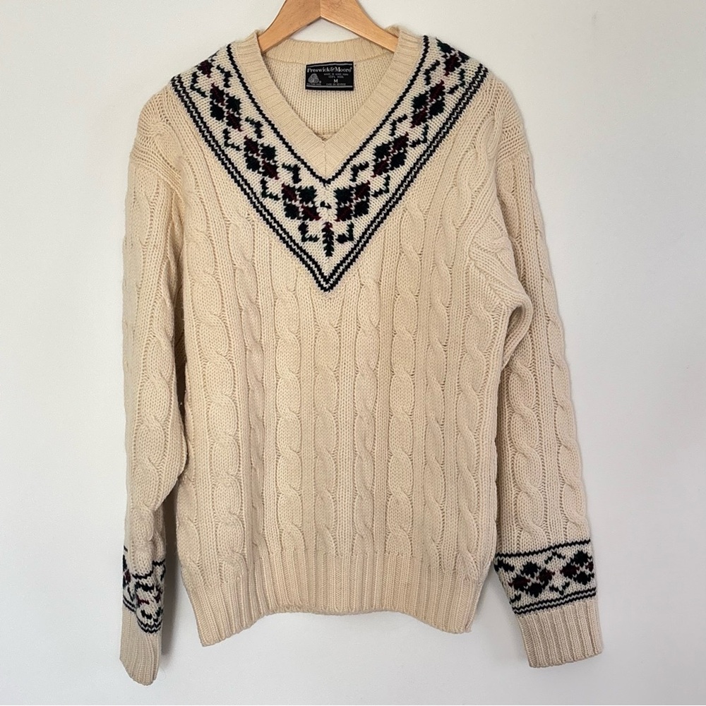 Vintage Preswick & Moore 100% Wool Cable Knit Sweater V Neck Size Medium G37